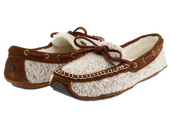 moccasin-slippers-for-women